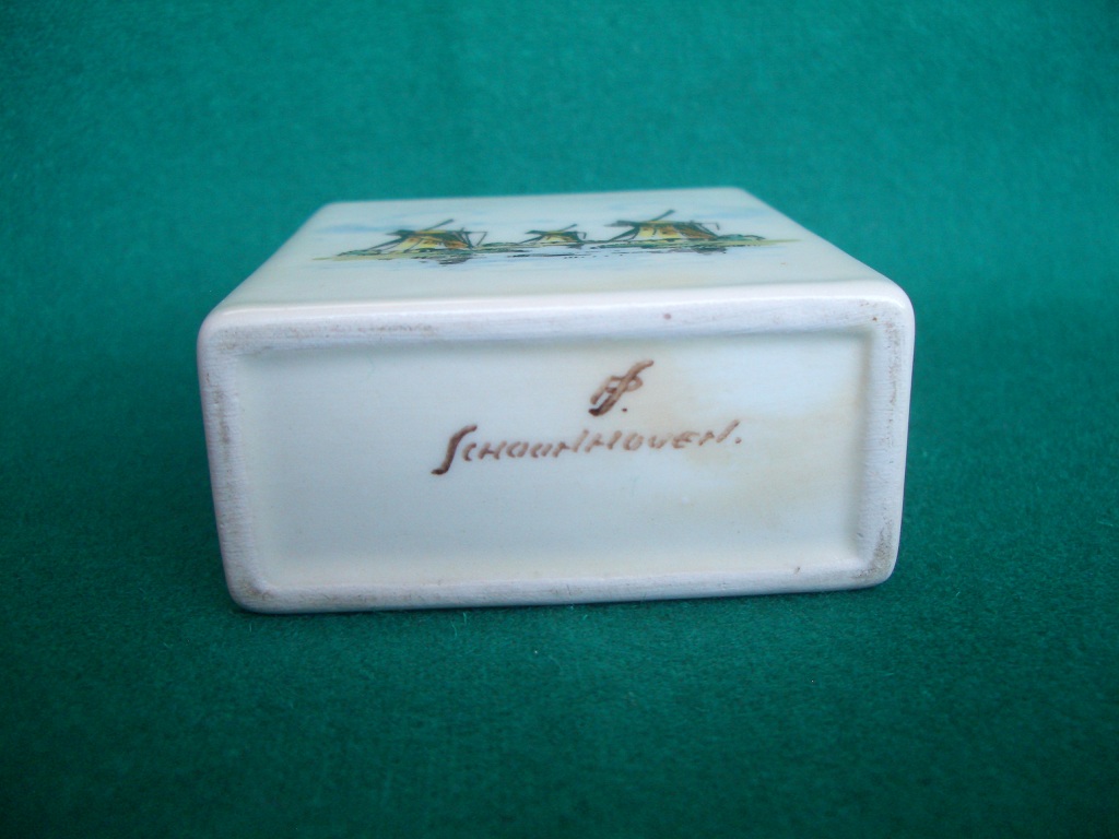 TRINKET BOX